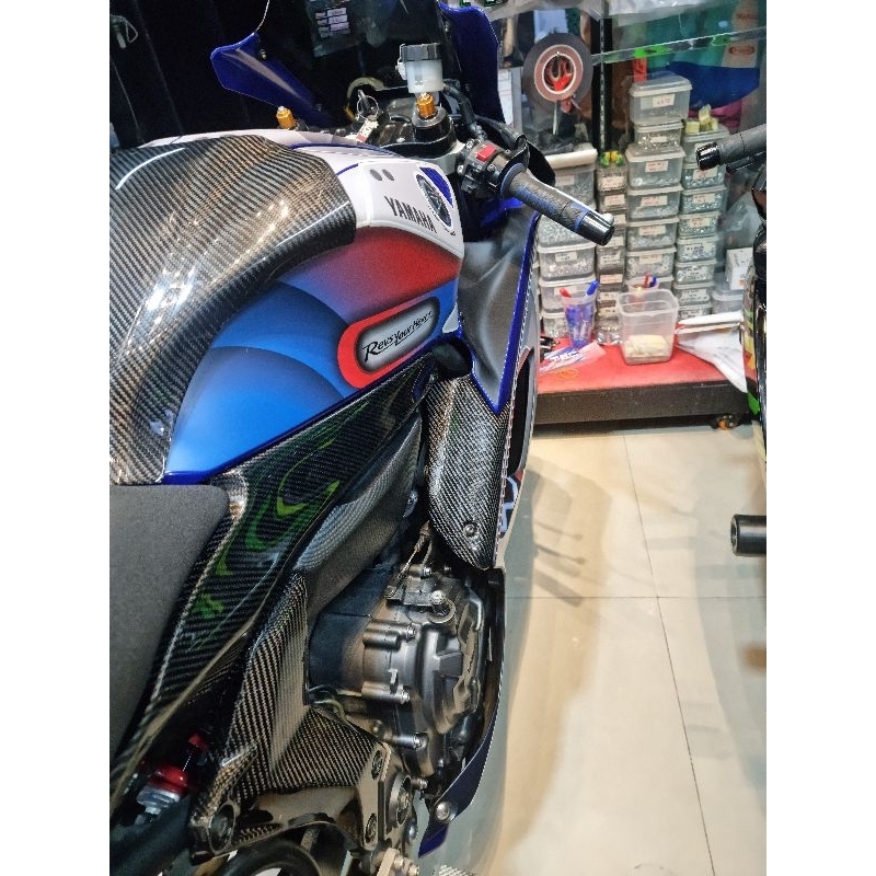 ครอบถังคาร์บอนเเท้.R7