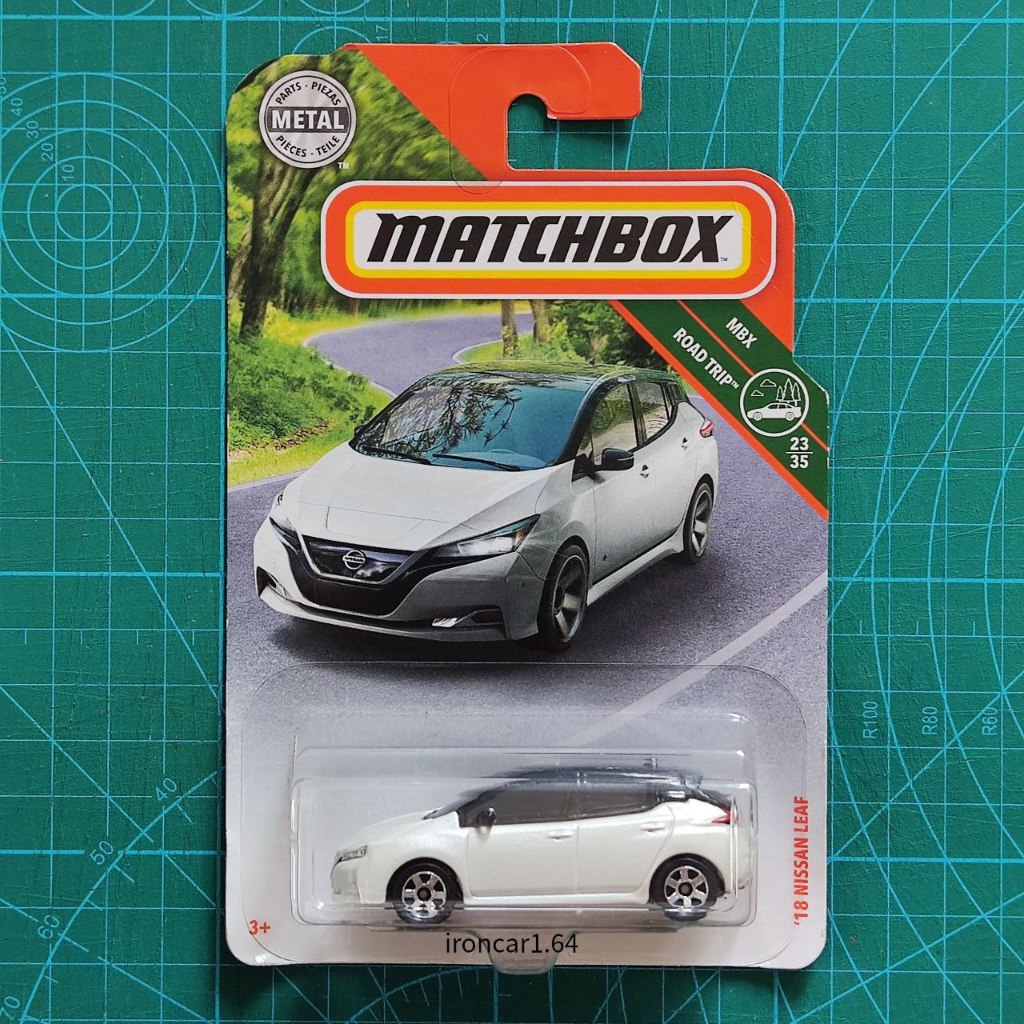 โมเดลรถ matchbox รุ่น Nissan Leaf รถไฟฟ้า สีขาว