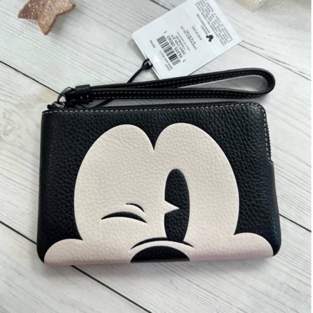 ^-^ส่วนลดXtra แฟชั่น 30%+ส่วนลดร้านค้า 5%: พร้อมส่ง คล้องมือ 1 S Disney X C0ACH With Mickey Mouse CN025 CN033 CN041