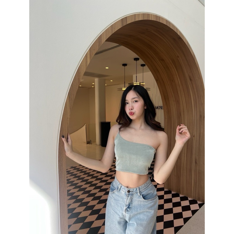 เสื้อครอป✨ไหล่เบี่ยง✨ผ้า Bizu✨Glitter✨ ไหล่เฉียง