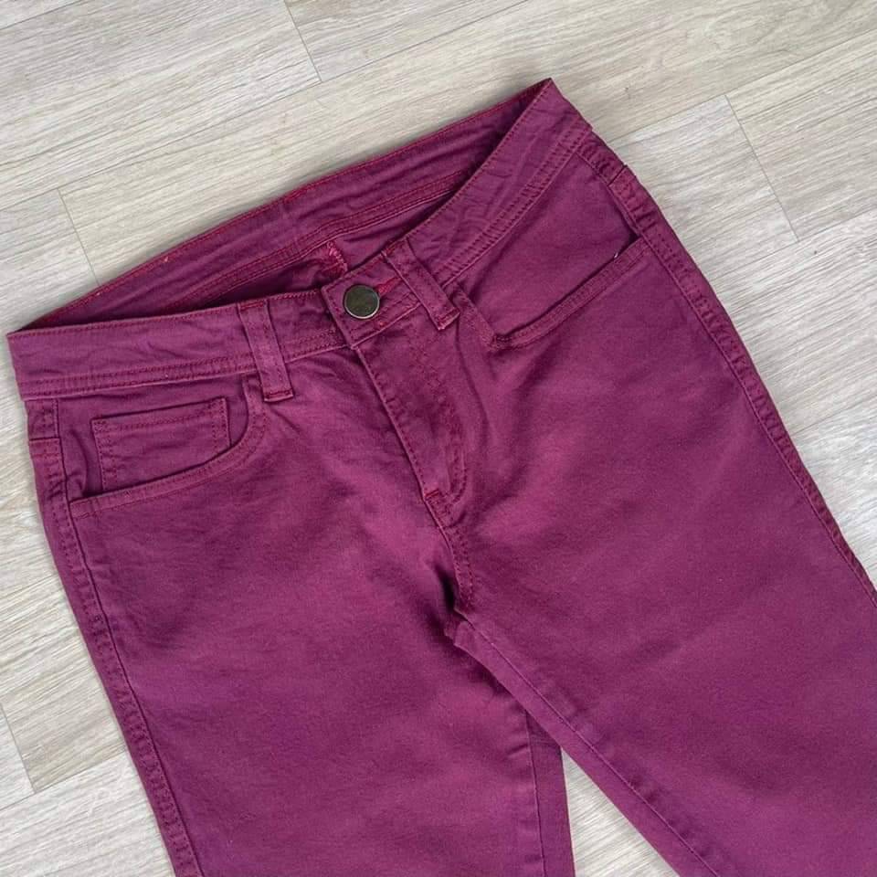 Winny Jeans กางเกงขายาว 6 ส่วน สีเลือดหมู ผ้าบาง ของแท้ 1000% ราคา ถูกที่สุด ดีลบีเคเค รูปภาพหลัก