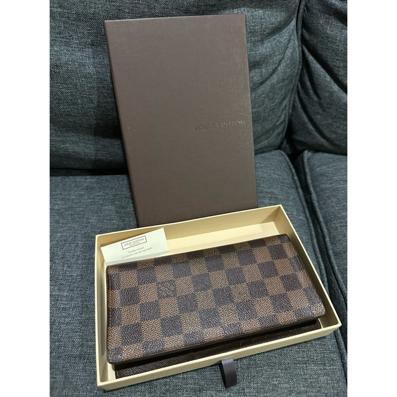 กระเป๋าหลุยส์ LV wallet