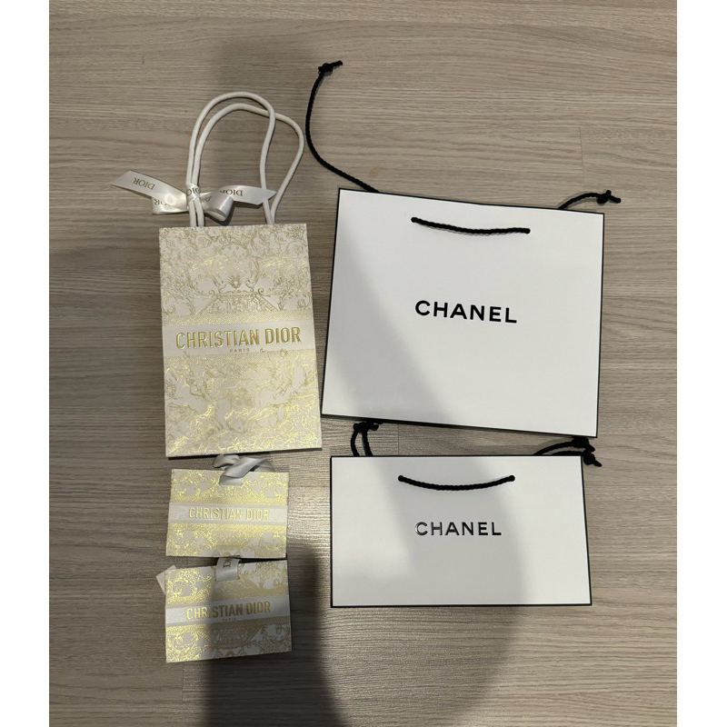 ถุงแบรนด์เนม  Dior Chanel  มือ 1 ของแท้ 💯 ถุงของขวัญ