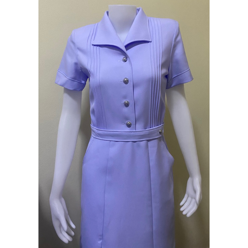 ชุดพิธีการพยาบาลคอปีกนกแขนสั้น ชุดพยาบาลสำเร็จรูปขาวโอโม่