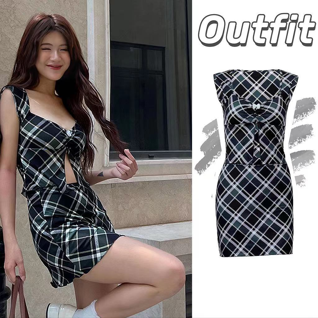 Spice Girl 2 ชิ้น เสื้อสายเดี่ยว+กระโปรงสั้น เซ็กซี่ green plaid ฝรั่งเศส ดูแพง ชุดไปทะเล สำหรับผู้หญิง