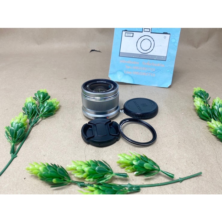 Olympus M.Zuiko Digital 25mm f/1.8 เลนส์ฟิก
