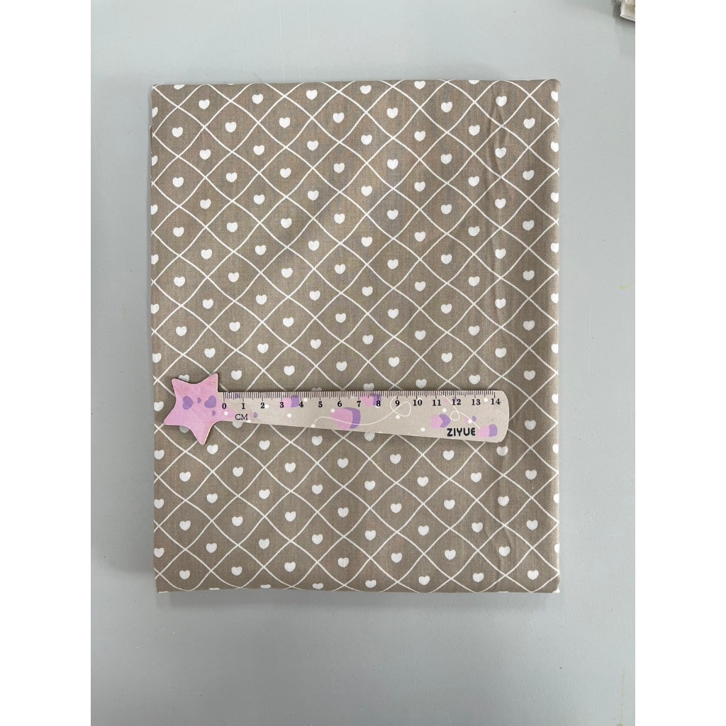 ผ้าาคอตตอน 100% คอตตอนทอทวิล ลายหมีพื้นขาว หัวใจน้ำตาลพื้นขาว ตารางหัวใจน้ำตาล - รูปที่ 5