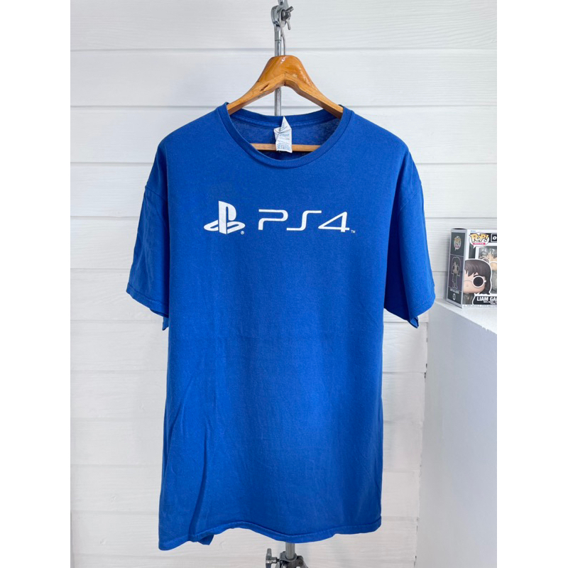 เสื้อยืดมือสอง VINTAGE PS4 PLAYSTATION 4 GREATNESS AWAITS Size XL มือ2