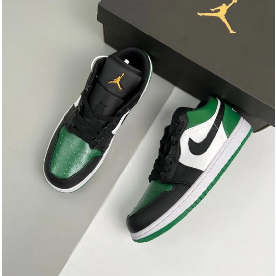 Nike Air Jordan 1 low green toe ของแท้ 100 %