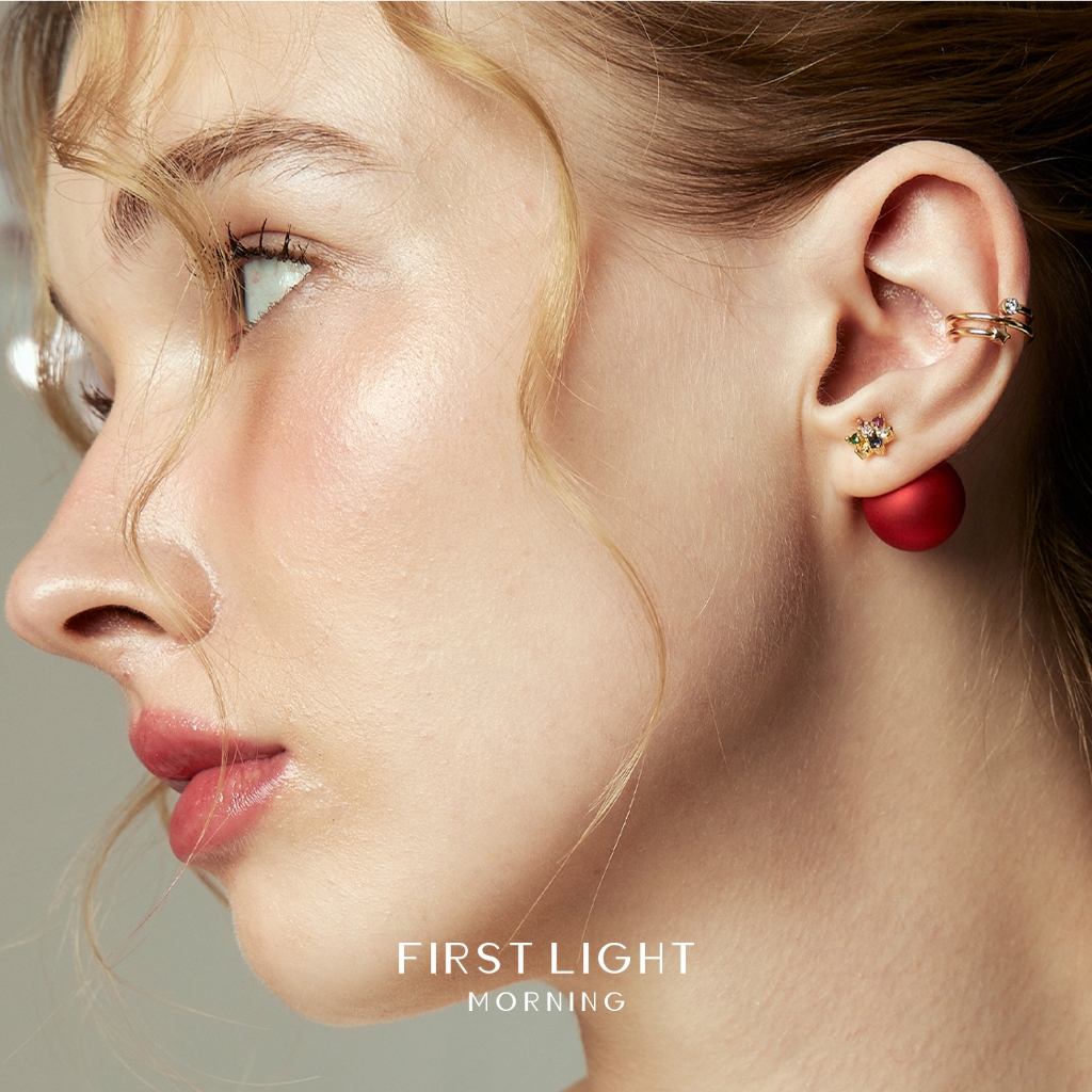 First Light Morning : Lucky Star Earrings ต่างหูแป้น เล่น Layer หน้าหลัง