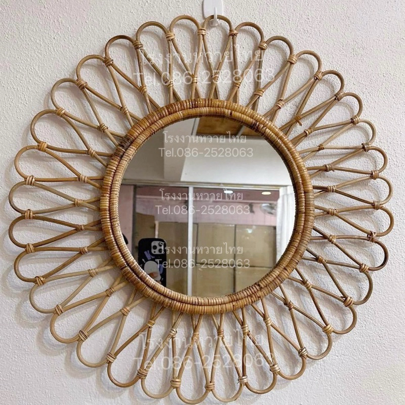 พร้อมส่ง กระจกหวายแท้ลายดอกไม้ ขนาด60*60cm.