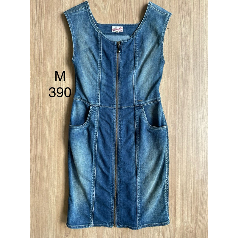 เดรสยีนส์wranglerมือสอง