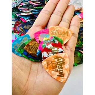 🎸หมดแล้วหมดเลย🔥ราคาส่ง100ชิ้น🔥✅💯🇹🇭ยกถุง100ชิ้นGibson/Fender/Alice pick กีตาร์ไฟฟ้ากีตาร์โปร่ง PICK