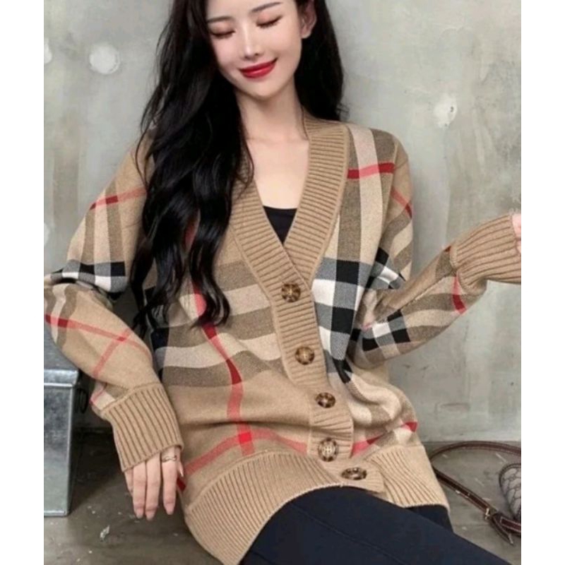GoodNine พร้อมส่ง เสื้อแขนยาวไหมพรมกระดุมหน้าสวยหรูดูดีสุดๆผ้าเนื้อดีเกรดคุณภาพทอลายหรู