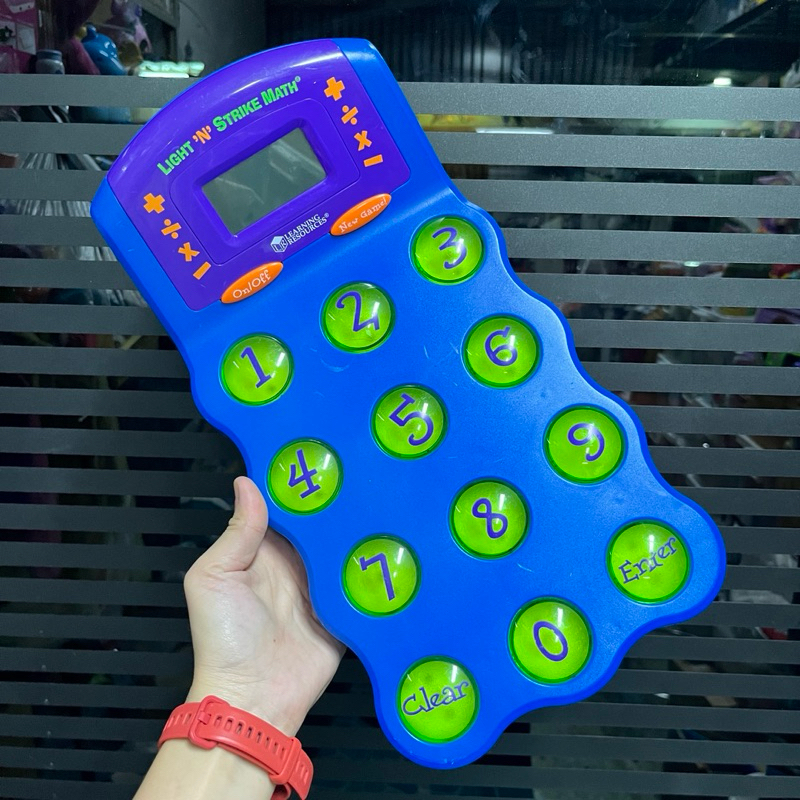 Learning Resources Light 'N' Strike Math Game ของเล่นฝึกทักษะคณิตศาสตร์ **มือสอง**