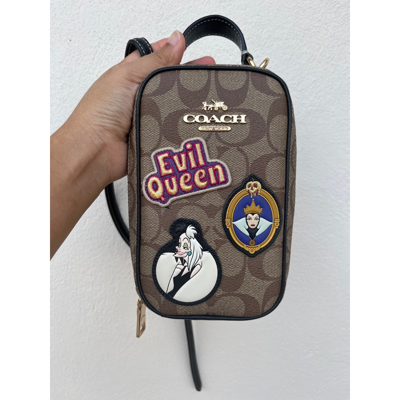 กระเป๋า Ava phone bag coach x Disney