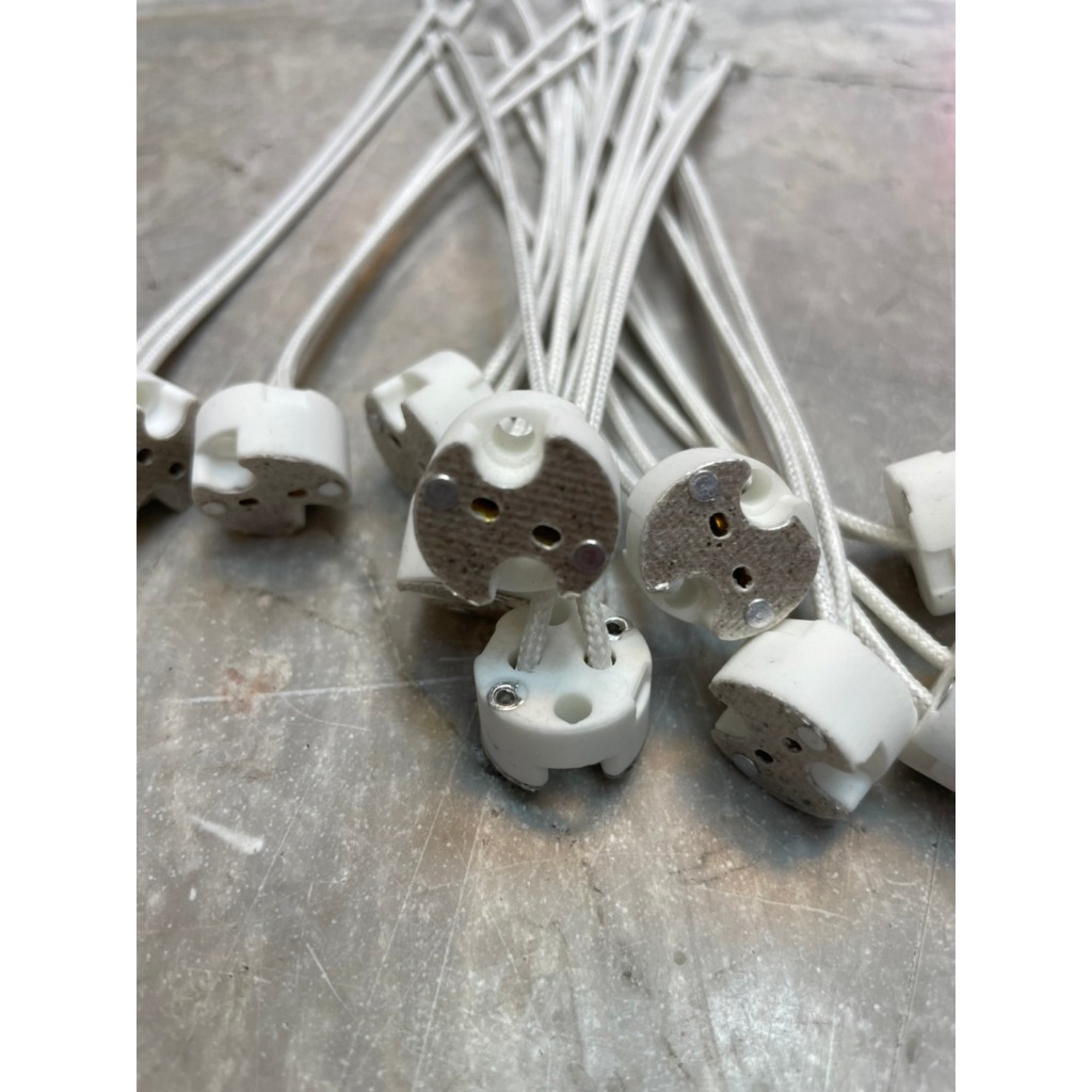 ขั้วGU5.3 MR16 ขั้วHalogen