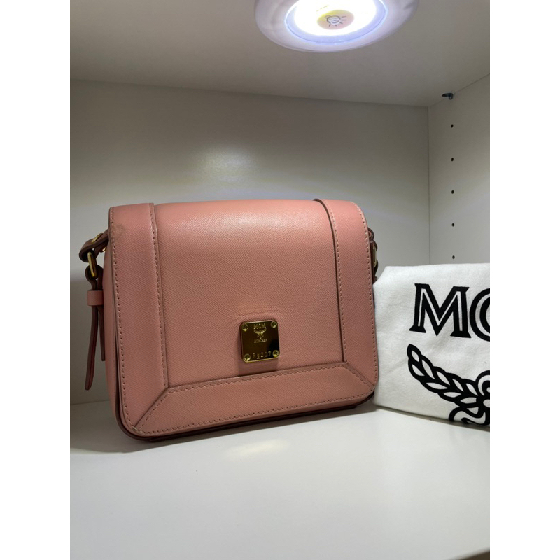 กระเป๋า mcm แท้ used