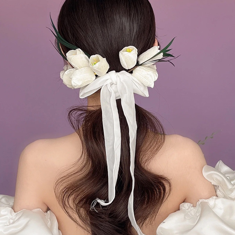 🇹🇭ดอกทิวลิปกํามะหยี่สีขาวและผ้าโพกศีรษะเจ้าสาวสีขาว สินค้าพร้อมส่ง