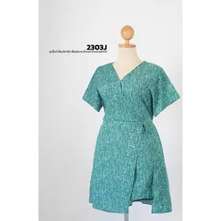 ✨ANNNEW✨ 2XL- 6XL ชุดจั๊มผ้าไหมอิตาลีขาสั้นแต่งกระโปรงผ่าข้างลายผ้าทวิต 2303J