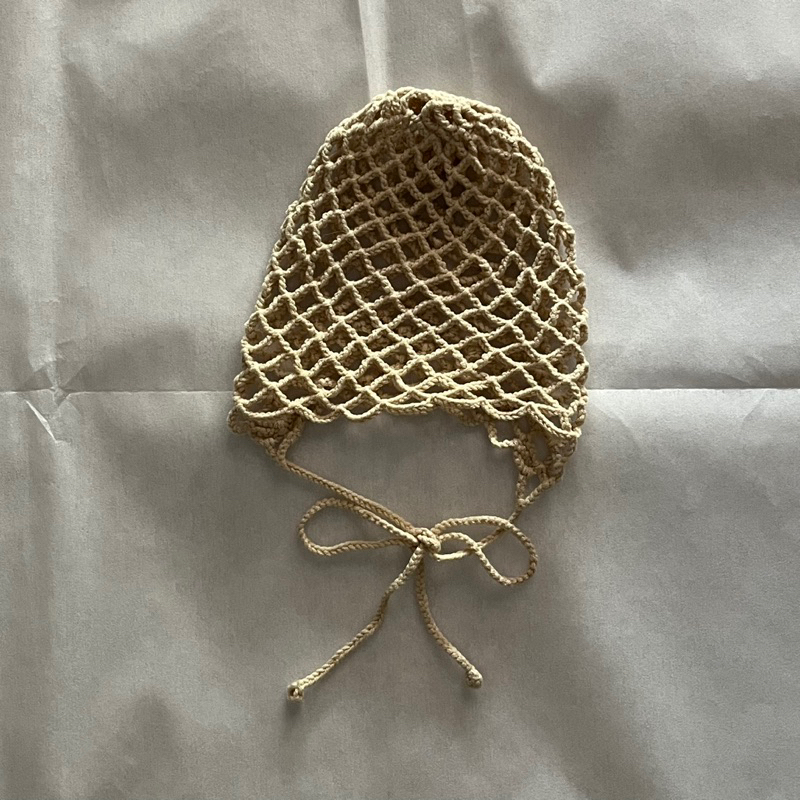 crochet hat (handcrafted) - cream