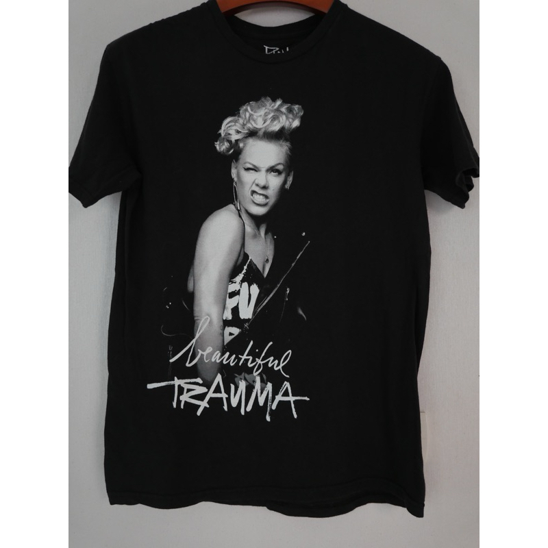 PINK Beautiful Trauma Australia Tour 2018 T-Shirt Size m
