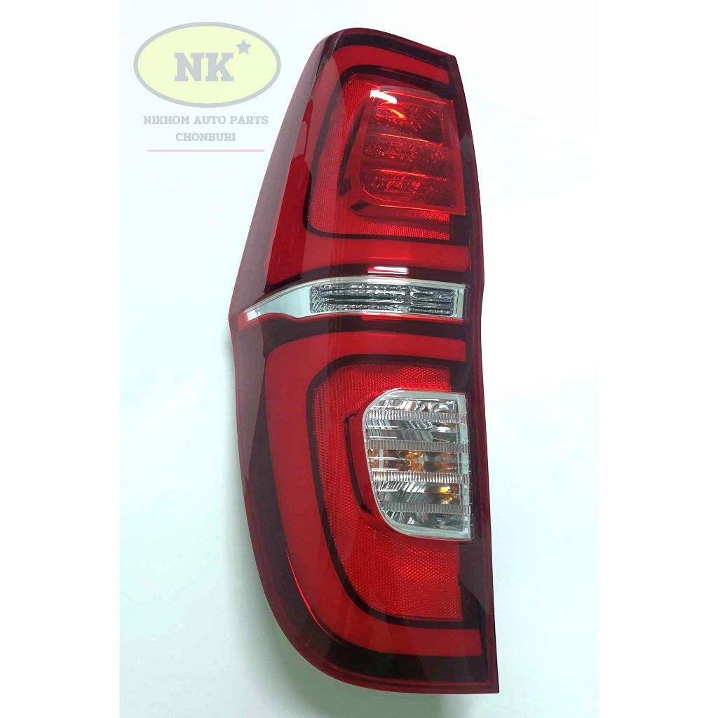 ไฟท้าย ฮุนได H1 09'-18' รุ่น LED / Hyundai H1 09'-18' LED (ราคาต่อข้าง)