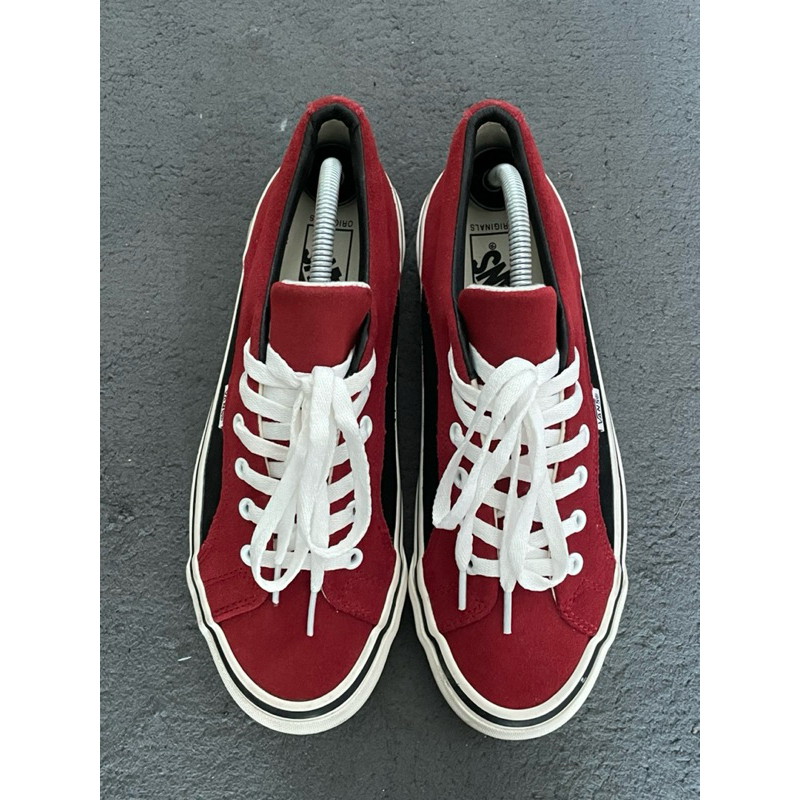 รองเท้า Vans Lampin สีแดงดำ สินค้ารายละเอียดตามรูปภาพเลยครับ  Size 41  US 8.5’  26.5 CM’