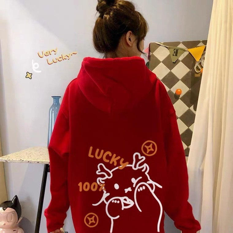 เสื้อแขนยาวสีแดงฮู้ด Oversize (อก 52 นิ้ว) สกีลลายน่ารักๆ สไตล์เกาหลี สินค้าพร้อมส่ง B55
