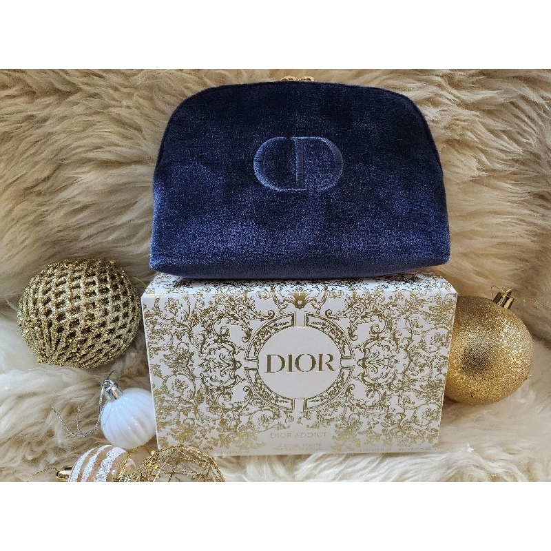 กระเป๋าเครื่องสำอาง Dior 2023 Holiday Collection แท้ 💯%