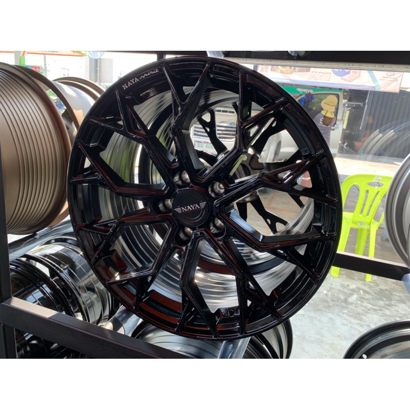 ล้อแม็กซ์ Naya alpha 3 ขอบ 17 และ 18 5/113 ใส่ได้ ทั้ง 112 และ 114 สีดำเงา ราคาต่อสี่วง ลด อีก 2000
