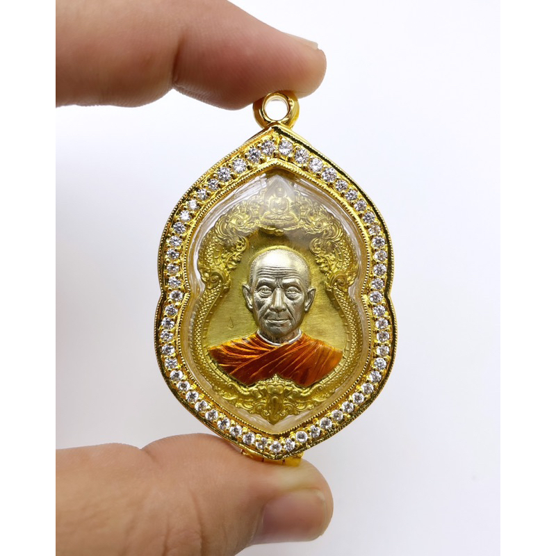 เจ้าสัวพันล้าน หลวงปู่จื่อ กรอบพระคุณภาพตรงรุ่น