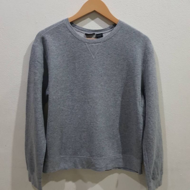 เสื้อสเวตเตอร์สีเทา แบรนด์JOE BOXER ผ้านิ่มใส่สบาย อก40ยาว24(เสื้อมือสอง)