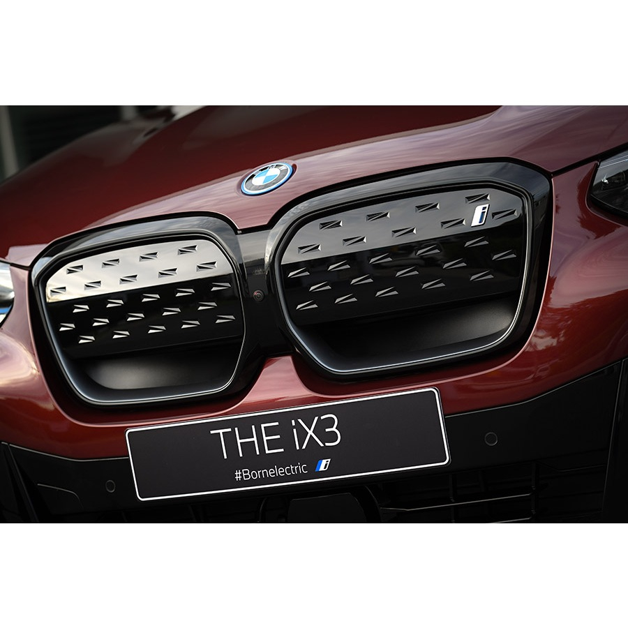 iProtec ฟิล์มใสกันรอยหน้าจอภายในรถยนต์ BMW iX3 (G08) ปี 2022-ปัจจุบัน