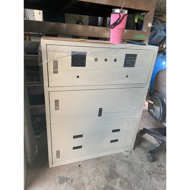 ตู้เปล่า MDBสำหรับใส่เบรกเกอร์ชไรเดอร์รุ่นCVS เมนไม่เกิน250A3Pย่อย4ช่อง🆔🆔🆔🆔🆔💋🙏🏻🙏🏻🙏🏻⚡️⚡️⚡️⚡️🎖️🎖️🎖️🎖️🎖