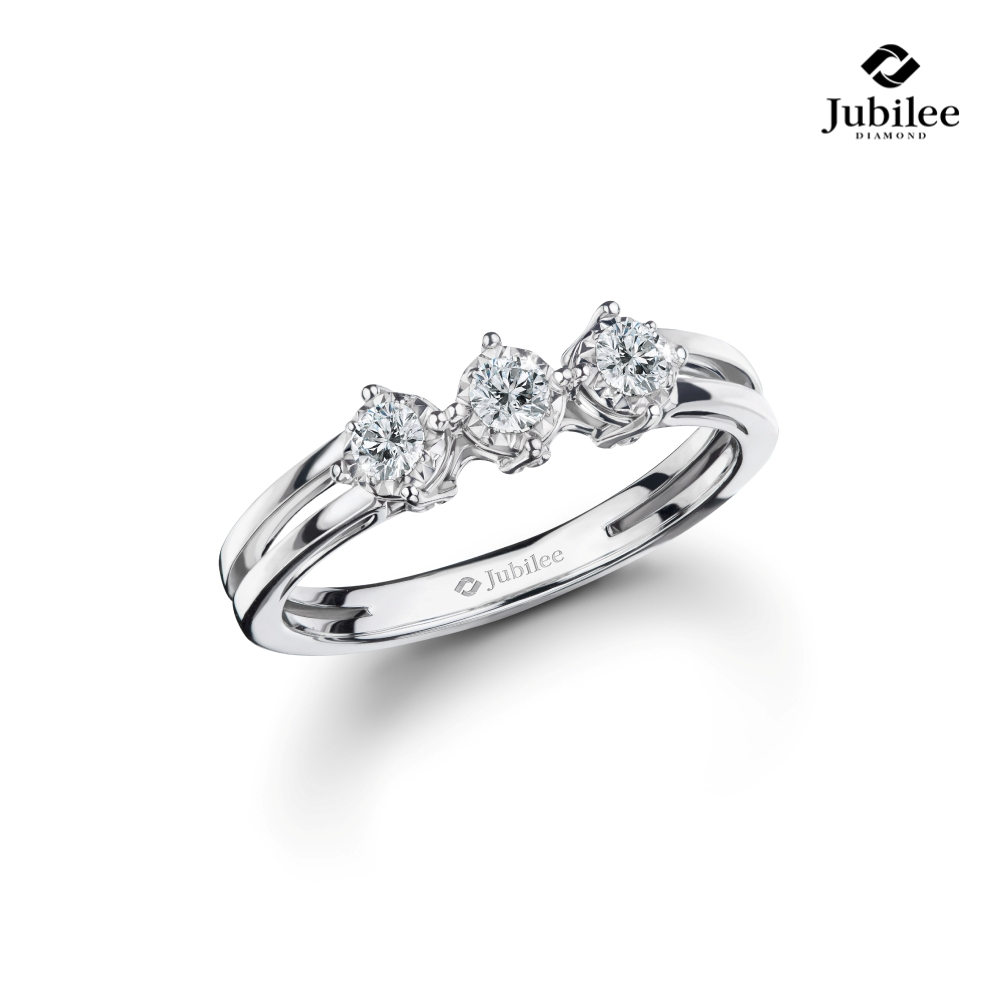 Jubilee Diamond แหวนเพชร Tres Amigas Diamond Ring เพชรแท้
