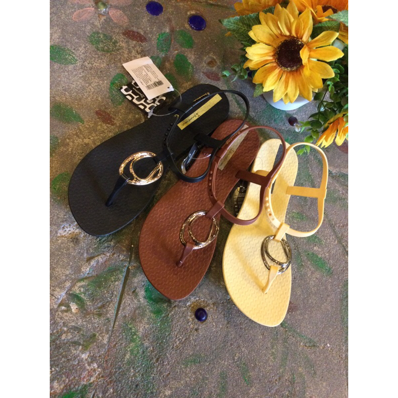 🌸Ipanema 332 รองเท้าแตะรัดส้น ราคา 1290