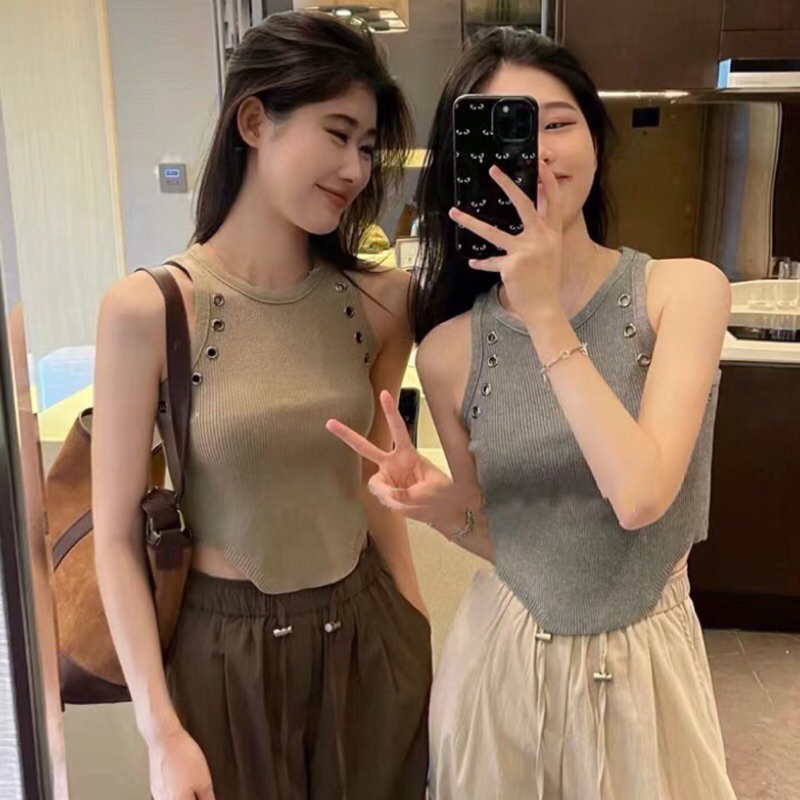 Lady_Sakura 031/BO#เสื้อแฟชั่นคอกลมลายทาง+สีพื้น#เสื้อกล้ามแขนกุด แต่งดีไซน์ที่แขน