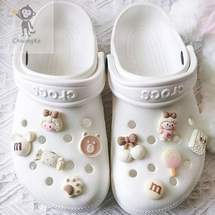 จิ๊บบิทตัวติดรองเท้ามีรู รูปแบบการ์ตูน ตัวติดรองเท้า crocs DIY ตุ๊กตาติดรองเท้า ตกแต่งสวยงาม สไตล์น่ารัก