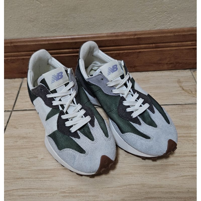 New Balance 327 มือสอง ของแท้ Size 38.5 ความยาวเท้า 24 เซน