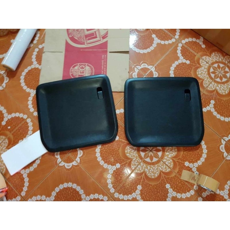 พลาสติกปิดหลังเบาะคนนั่ง toyota wish 2003-2009 ใส่ได้ทุกปี จุดยึดหมุดสภาพสมบูณ์ไม่แตก