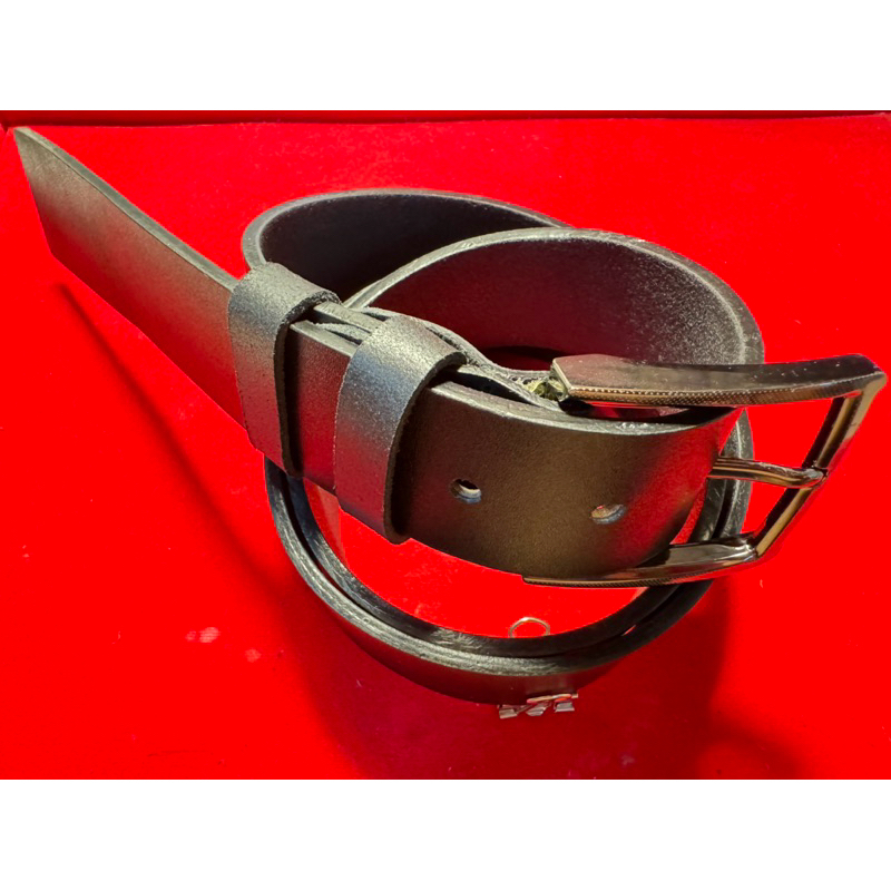 เข็มขัดผู้ชาย Belt สีดำ เอวถึง36 หนังวัวแท้ ของใหม่ ตัดปรับ ระดับเอวเองได้ สวยเรียบ ทนใช้ได้นานๆ ใส่สวยเรียบร้อย