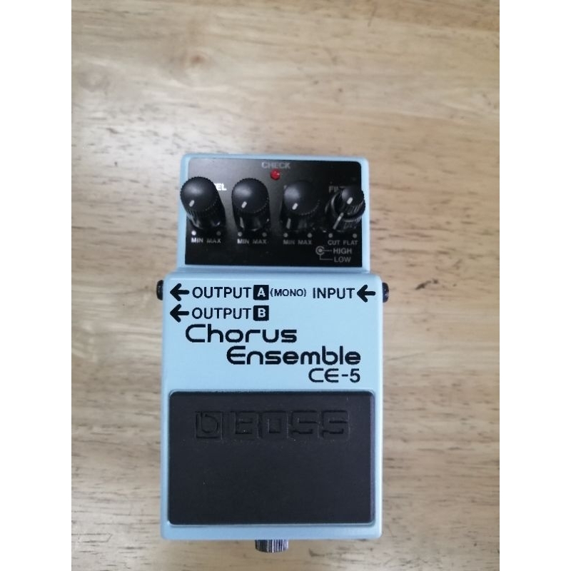 BOSS​ CE-5 CHORUS​ ENSEMBLE สินค้า​มือ​2