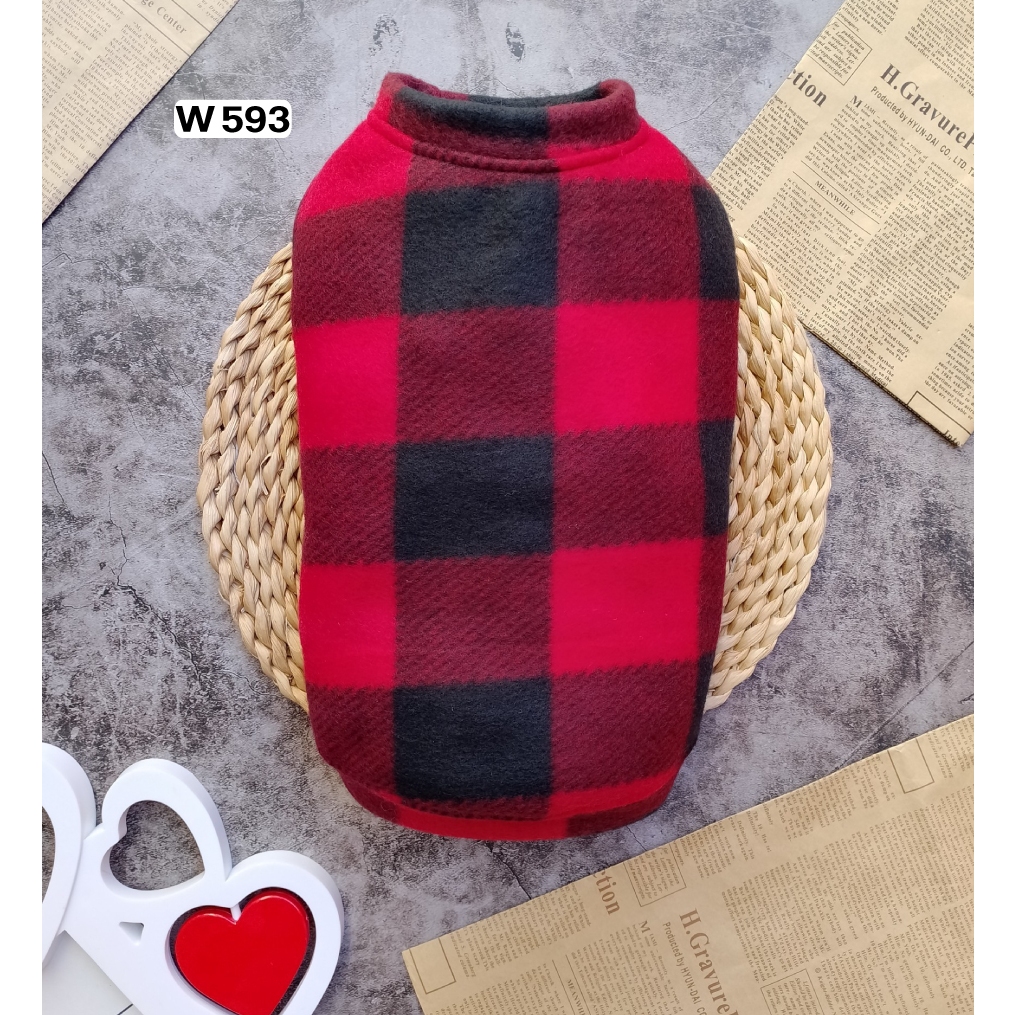 Pet clothes -Doggydolly  เสื้อผ้าแฟชั่น  สัตว์เลี้ยง  หมาแมว กันหนาว  ผ้าสำลี  ขนาดไซส์ 1-9โล W593