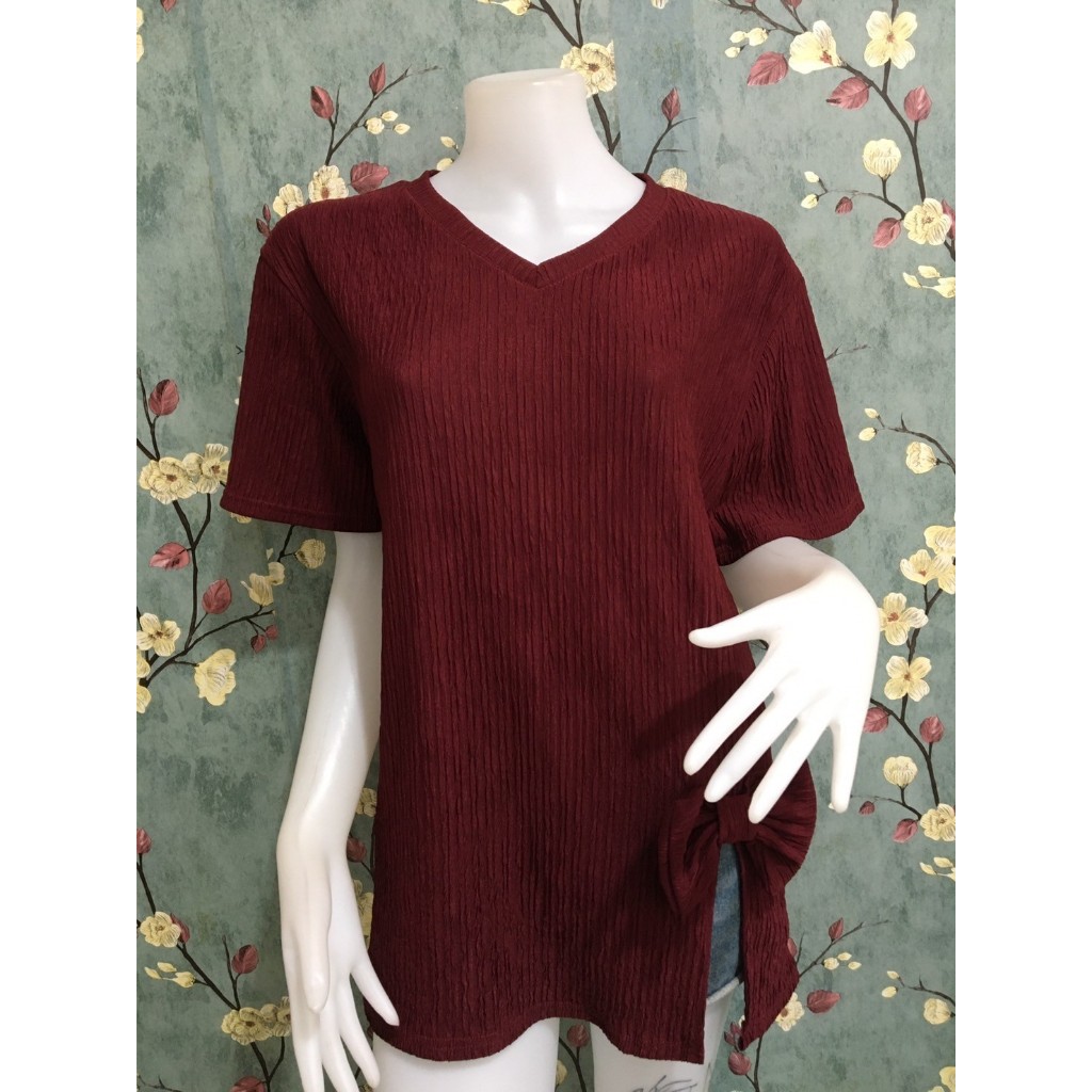 เสื้อคอวีผ้าท็อฟฟี่ ผ้าเปลือกไม้ มี 10 สี รอบอก 44-46-48-50 นิ้ว เสื้อสาวอวบลำลอง รุ่น2001