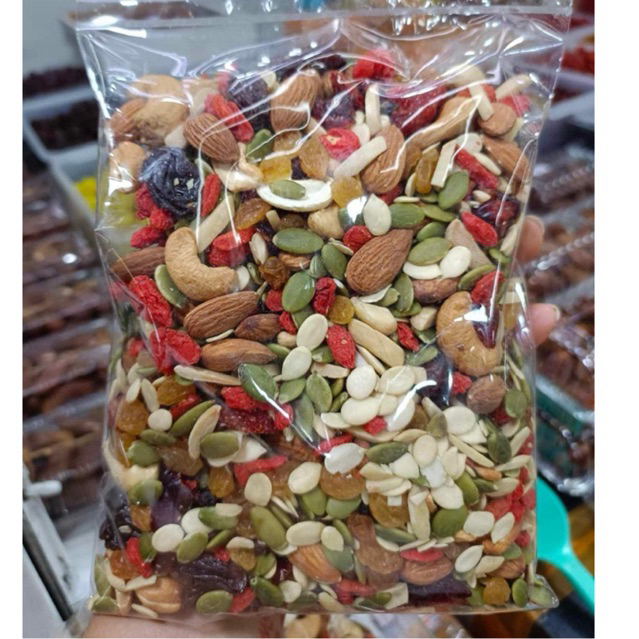 ถั่วรวม9เซียน​ ถุง500กรัม​