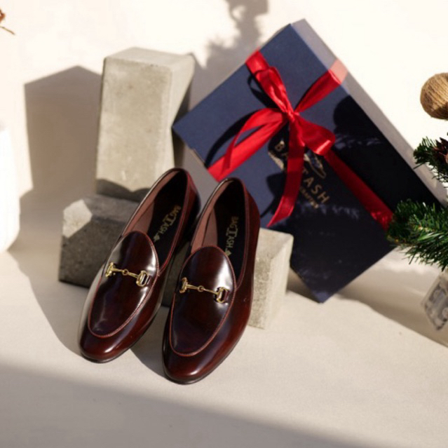 De mont loafer in burgundy color