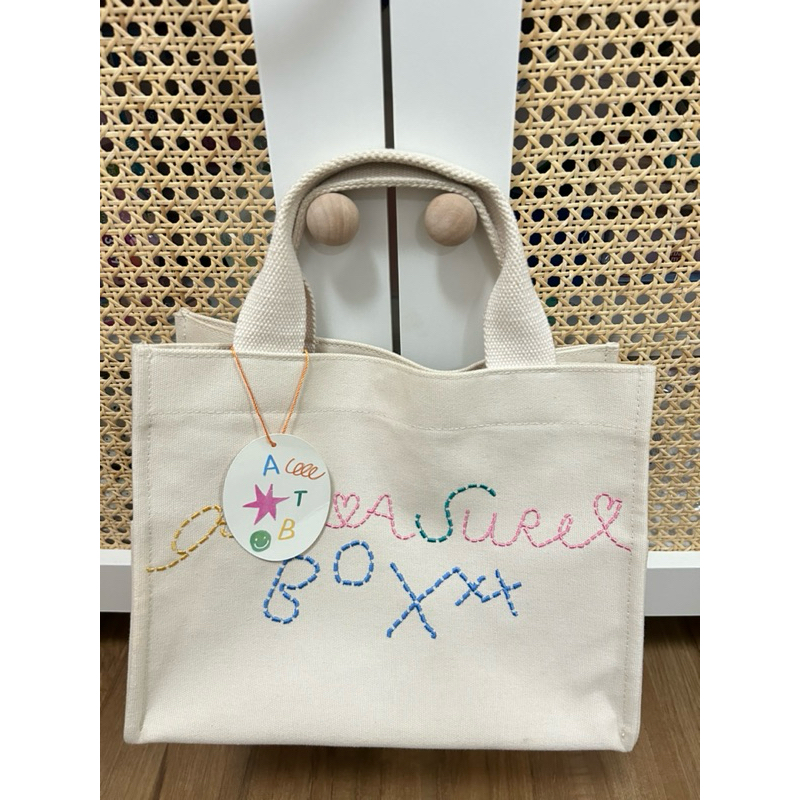 ส่งต่อกระเป๋า Atreasurebox SUNDAE TOTE - M