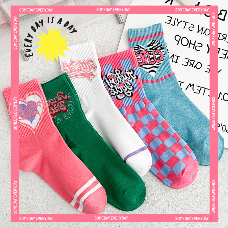 ถุงเท้าแฟชั่นเกาหลี 90's STYLE !!! พร้อมส่งถุงเท้าผู้หญิงทุกคู่ จัดส่งทุกวัน