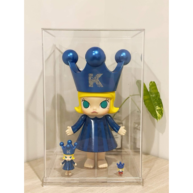 พร้อมส่ง - กล่องอะคริลิค ฐานใส กล่อง Mega Royal Molly 400% กล่องครอบโมเดล